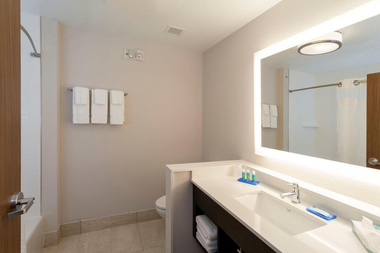 Holiday Inn Express & Suites Onalaska - La Crosse Area By Ihg Ngoại thất bức ảnh